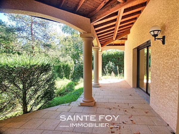 2019760 image3 - Sainte Foy Immobilier - Ce sont des agences immobilières dans l'Ouest Lyonnais spécialisées dans la location de maison ou d'appartement et la vente de propriété de prestige.