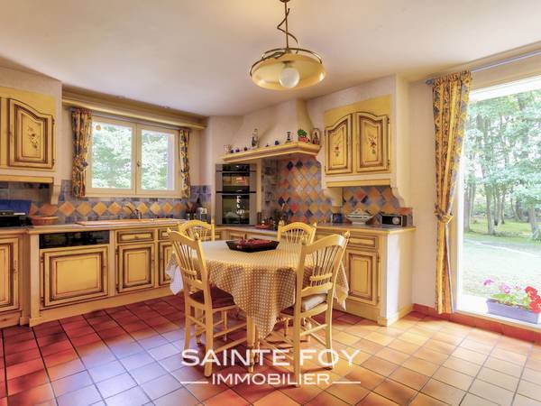 1761413 image6 - Sainte Foy Immobilier - Ce sont des agences immobilières dans l'Ouest Lyonnais spécialisées dans la location de maison ou d'appartement et la vente de propriété de prestige.