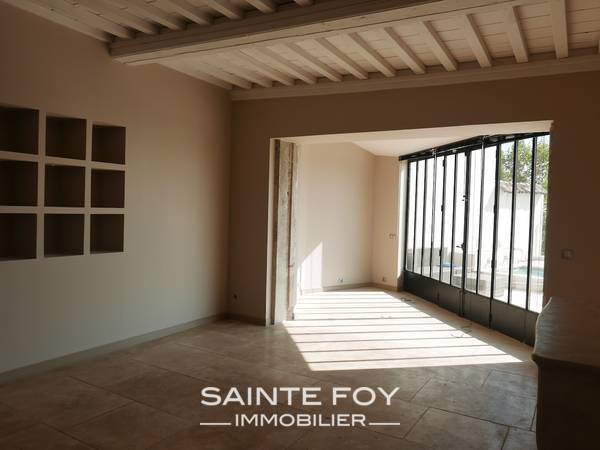 14039 image9 - Sainte Foy Immobilier - Ce sont des agences immobilières dans l'Ouest Lyonnais spécialisées dans la location de maison ou d'appartement et la vente de propriété de prestige.