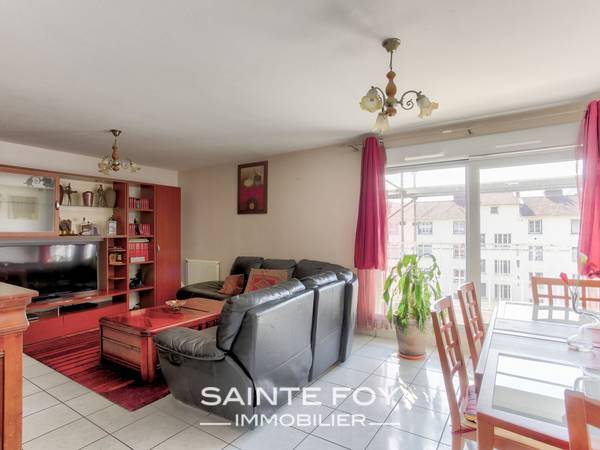 117846 image2 - Sainte Foy Immobilier - Ce sont des agences immobilières dans l'Ouest Lyonnais spécialisées dans la location de maison ou d'appartement et la vente de propriété de prestige.