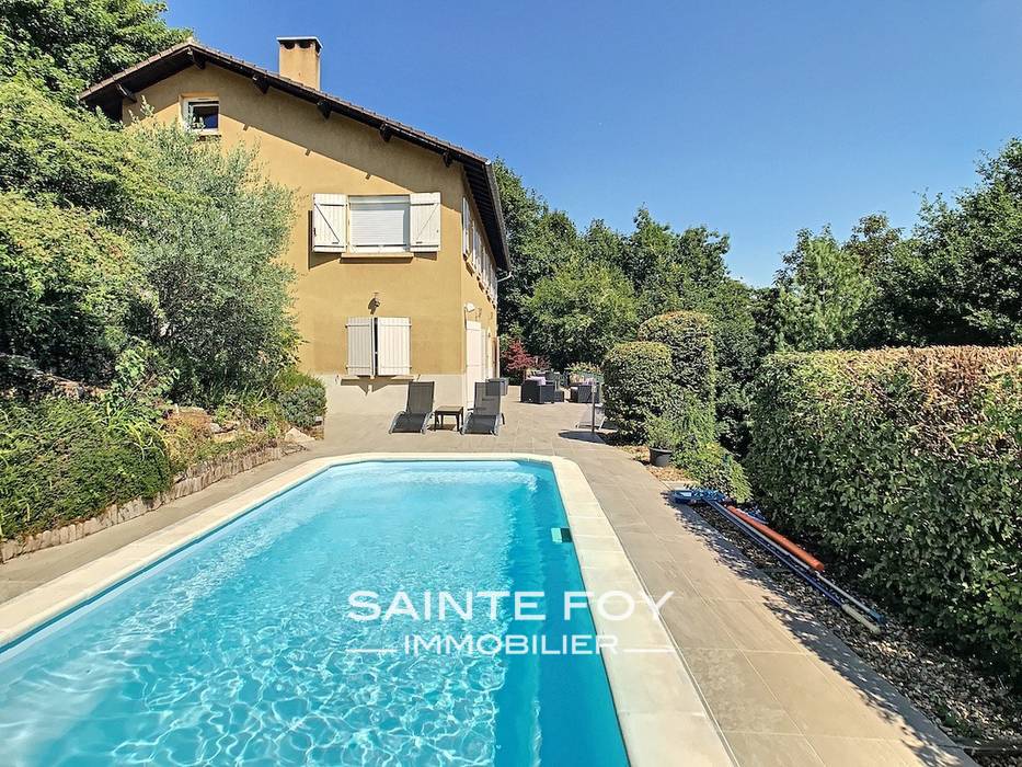 2019694 image1 - Sainte Foy Immobilier - Ce sont des agences immobilières dans l'Ouest Lyonnais spécialisées dans la location de maison ou d'appartement et la vente de propriété de prestige.