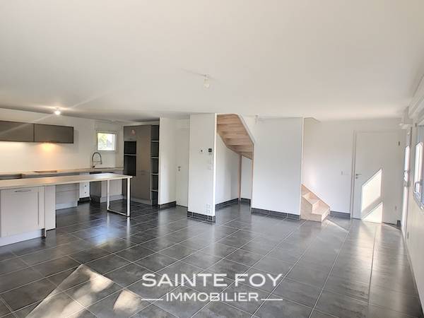 2019357 image2 - Sainte Foy Immobilier - Ce sont des agences immobilières dans l'Ouest Lyonnais spécialisées dans la location de maison ou d'appartement et la vente de propriété de prestige.
