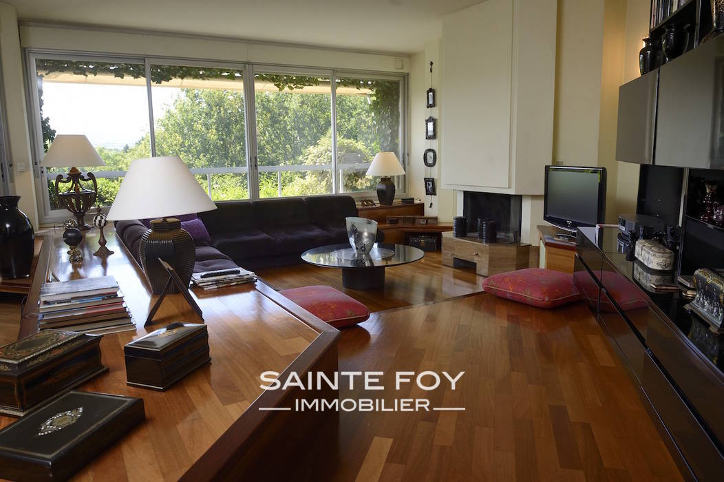10276 image2 - Sainte Foy Immobilier - Ce sont des agences immobilières dans l'Ouest Lyonnais spécialisées dans la location de maison ou d'appartement et la vente de propriété de prestige.