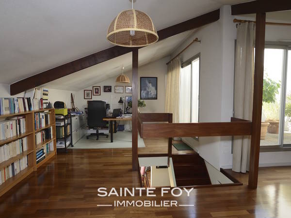 10276 image4 - Sainte Foy Immobilier - Ce sont des agences immobilières dans l'Ouest Lyonnais spécialisées dans la location de maison ou d'appartement et la vente de propriété de prestige.