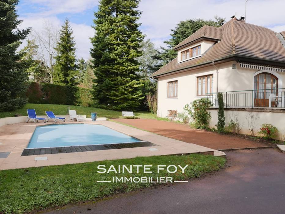 14134 image1 - Sainte Foy Immobilier - Ce sont des agences immobilières dans l'Ouest Lyonnais spécialisées dans la location de maison ou d'appartement et la vente de propriété de prestige.