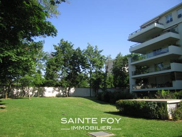 14110 image2 - Sainte Foy Immobilier - Ce sont des agences immobilières dans l'Ouest Lyonnais spécialisées dans la location de maison ou d'appartement et la vente de propriété de prestige.