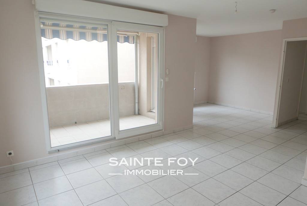 13983 image1 - Sainte Foy Immobilier - Ce sont des agences immobilières dans l'Ouest Lyonnais spécialisées dans la location de maison ou d'appartement et la vente de propriété de prestige.