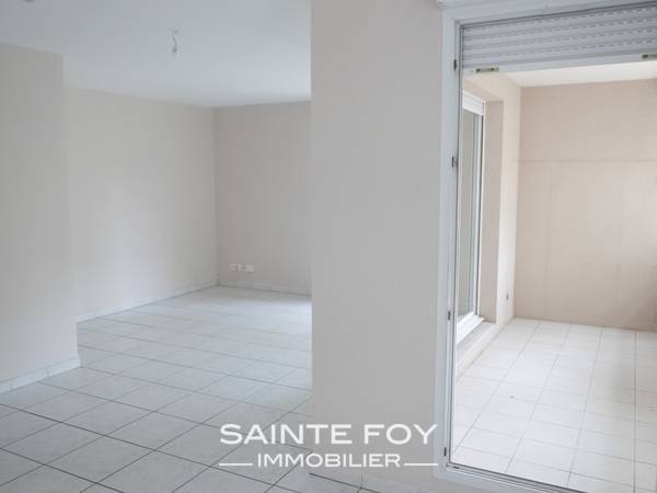 13983 image3 - Sainte Foy Immobilier - Ce sont des agences immobilières dans l'Ouest Lyonnais spécialisées dans la location de maison ou d'appartement et la vente de propriété de prestige.
