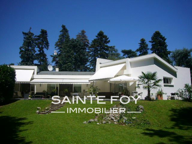 4798 image1 - Sainte Foy Immobilier - Ce sont des agences immobilières dans l'Ouest Lyonnais spécialisées dans la location de maison ou d'appartement et la vente de propriété de prestige.