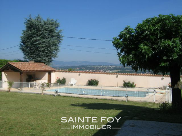 6554 image5 - Sainte Foy Immobilier - Ce sont des agences immobilières dans l'Ouest Lyonnais spécialisées dans la location de maison ou d'appartement et la vente de propriété de prestige.