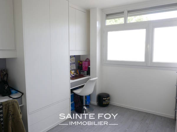 13529 image3 - Sainte Foy Immobilier - Ce sont des agences immobilières dans l'Ouest Lyonnais spécialisées dans la location de maison ou d'appartement et la vente de propriété de prestige.