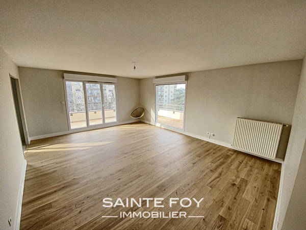 170687 image3 - Sainte Foy Immobilier - Ce sont des agences immobilières dans l'Ouest Lyonnais spécialisées dans la location de maison ou d'appartement et la vente de propriété de prestige.
