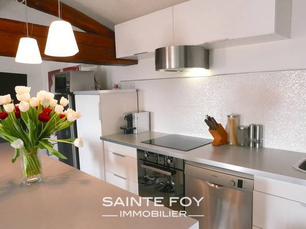 13910 image3 - Sainte Foy Immobilier - Ce sont des agences immobilières dans l'Ouest Lyonnais spécialisées dans la location de maison ou d'appartement et la vente de propriété de prestige.