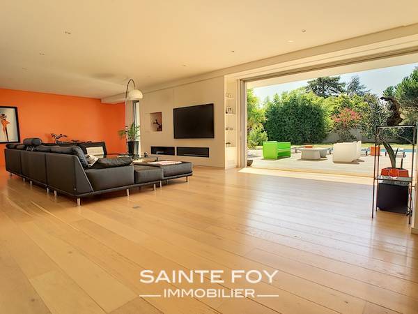 2019716 image3 - Sainte Foy Immobilier - Ce sont des agences immobilières dans l'Ouest Lyonnais spécialisées dans la location de maison ou d'appartement et la vente de propriété de prestige.