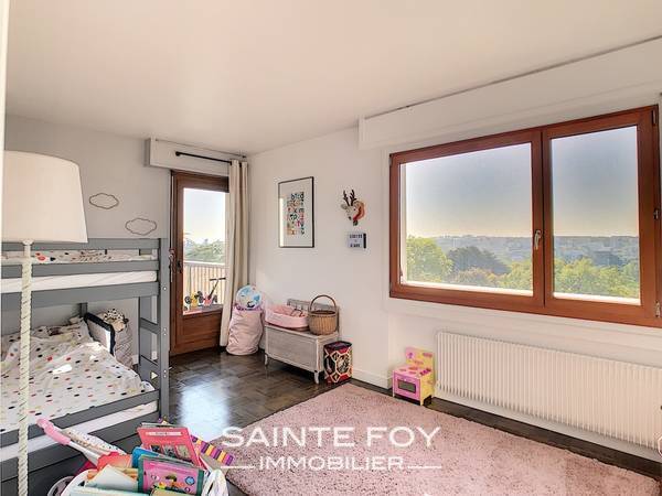 2019773 image5 - Sainte Foy Immobilier - Ce sont des agences immobilières dans l'Ouest Lyonnais spécialisées dans la location de maison ou d'appartement et la vente de propriété de prestige.