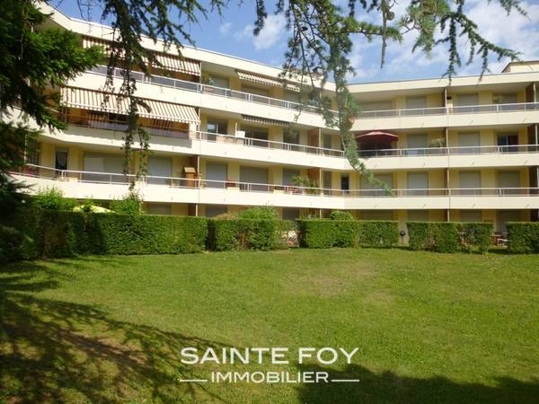 13990 image5 - Sainte Foy Immobilier - Ce sont des agences immobilières dans l'Ouest Lyonnais spécialisées dans la location de maison ou d'appartement et la vente de propriété de prestige.
