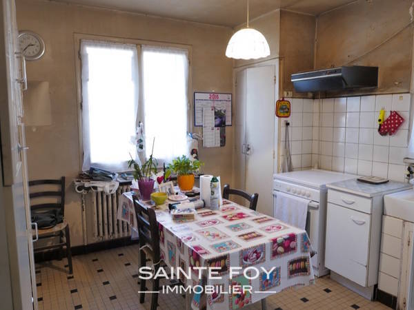 14239 image3 - Sainte Foy Immobilier - Ce sont des agences immobilières dans l'Ouest Lyonnais spécialisées dans la location de maison ou d'appartement et la vente de propriété de prestige.