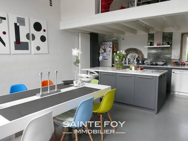 13346 image4 - Sainte Foy Immobilier - Ce sont des agences immobilières dans l'Ouest Lyonnais spécialisées dans la location de maison ou d'appartement et la vente de propriété de prestige.