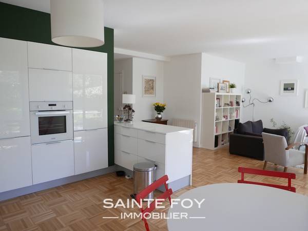 13628 image8 - Sainte Foy Immobilier - Ce sont des agences immobilières dans l'Ouest Lyonnais spécialisées dans la location de maison ou d'appartement et la vente de propriété de prestige.