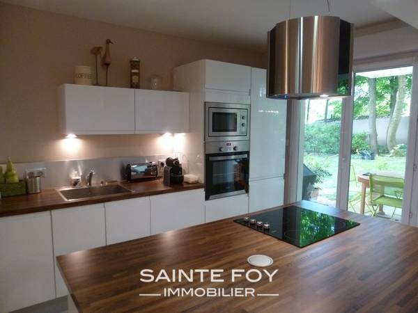 14255 image3 - Sainte Foy Immobilier - Ce sont des agences immobilières dans l'Ouest Lyonnais spécialisées dans la location de maison ou d'appartement et la vente de propriété de prestige.