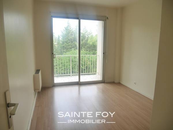 2019777 image5 - Sainte Foy Immobilier - Ce sont des agences immobilières dans l'Ouest Lyonnais spécialisées dans la location de maison ou d'appartement et la vente de propriété de prestige.