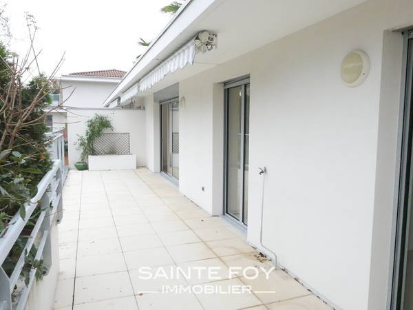 12145 image8 - Sainte Foy Immobilier - Ce sont des agences immobilières dans l'Ouest Lyonnais spécialisées dans la location de maison ou d'appartement et la vente de propriété de prestige.