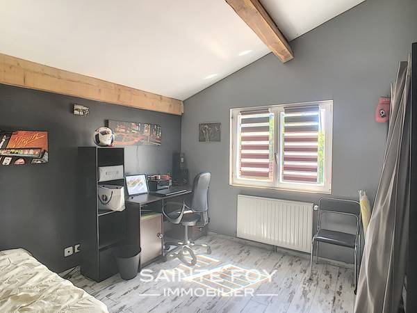 2019698 image5 - Sainte Foy Immobilier - Ce sont des agences immobilières dans l'Ouest Lyonnais spécialisées dans la location de maison ou d'appartement et la vente de propriété de prestige.