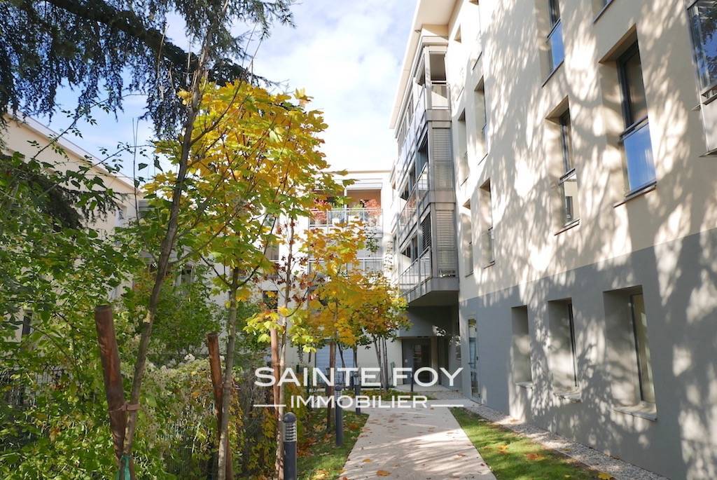 10672 image1 - Sainte Foy Immobilier - Ce sont des agences immobilières dans l'Ouest Lyonnais spécialisées dans la location de maison ou d'appartement et la vente de propriété de prestige.