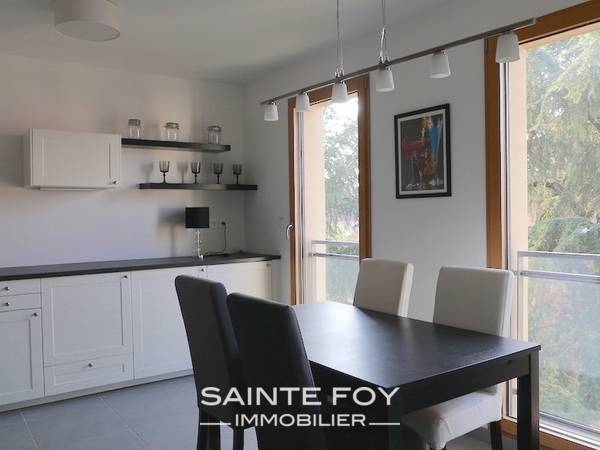 10672 image3 - Sainte Foy Immobilier - Ce sont des agences immobilières dans l'Ouest Lyonnais spécialisées dans la location de maison ou d'appartement et la vente de propriété de prestige.