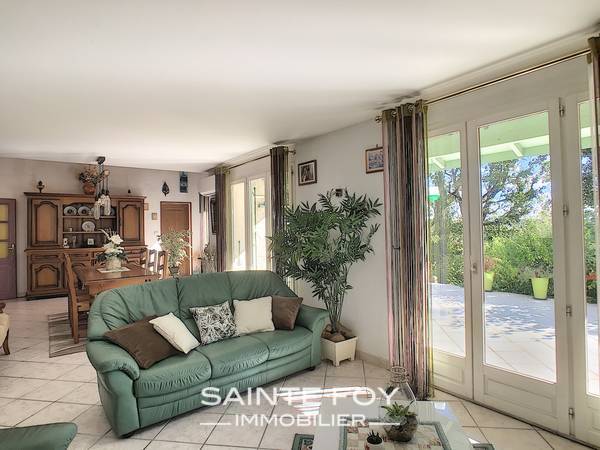 2019712 image4 - Sainte Foy Immobilier - Ce sont des agences immobilières dans l'Ouest Lyonnais spécialisées dans la location de maison ou d'appartement et la vente de propriété de prestige.