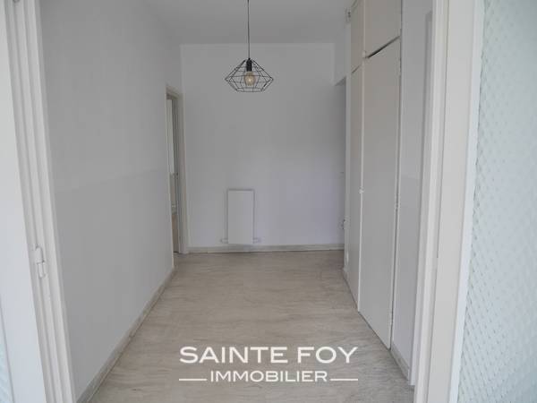 2019784 image6 - Sainte Foy Immobilier - Ce sont des agences immobilières dans l'Ouest Lyonnais spécialisées dans la location de maison ou d'appartement et la vente de propriété de prestige.