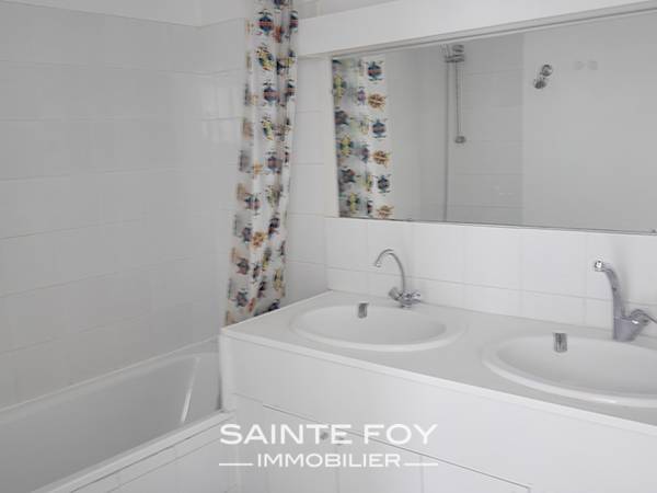2019784 image9 - Sainte Foy Immobilier - Ce sont des agences immobilières dans l'Ouest Lyonnais spécialisées dans la location de maison ou d'appartement et la vente de propriété de prestige.