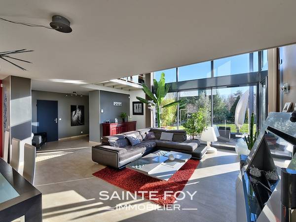 10808 image3 - Sainte Foy Immobilier - Ce sont des agences immobilières dans l'Ouest Lyonnais spécialisées dans la location de maison ou d'appartement et la vente de propriété de prestige.