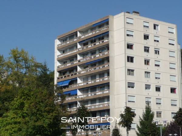 13929 image5 - Sainte Foy Immobilier - Ce sont des agences immobilières dans l'Ouest Lyonnais spécialisées dans la location de maison ou d'appartement et la vente de propriété de prestige.