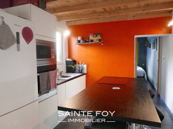 13969 image8 - Sainte Foy Immobilier - Ce sont des agences immobilières dans l'Ouest Lyonnais spécialisées dans la location de maison ou d'appartement et la vente de propriété de prestige.
