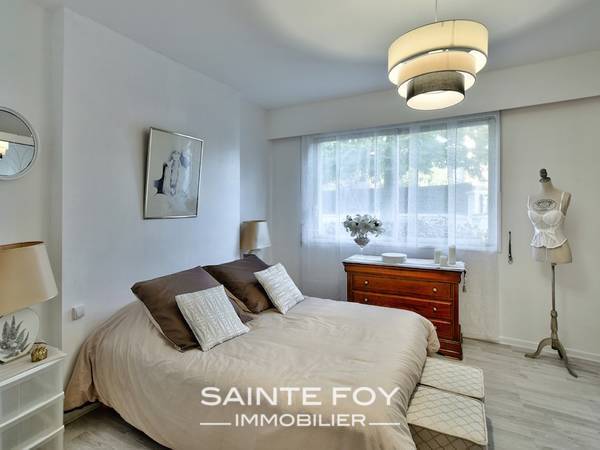 14066 image4 - Sainte Foy Immobilier - Ce sont des agences immobilières dans l'Ouest Lyonnais spécialisées dans la location de maison ou d'appartement et la vente de propriété de prestige.