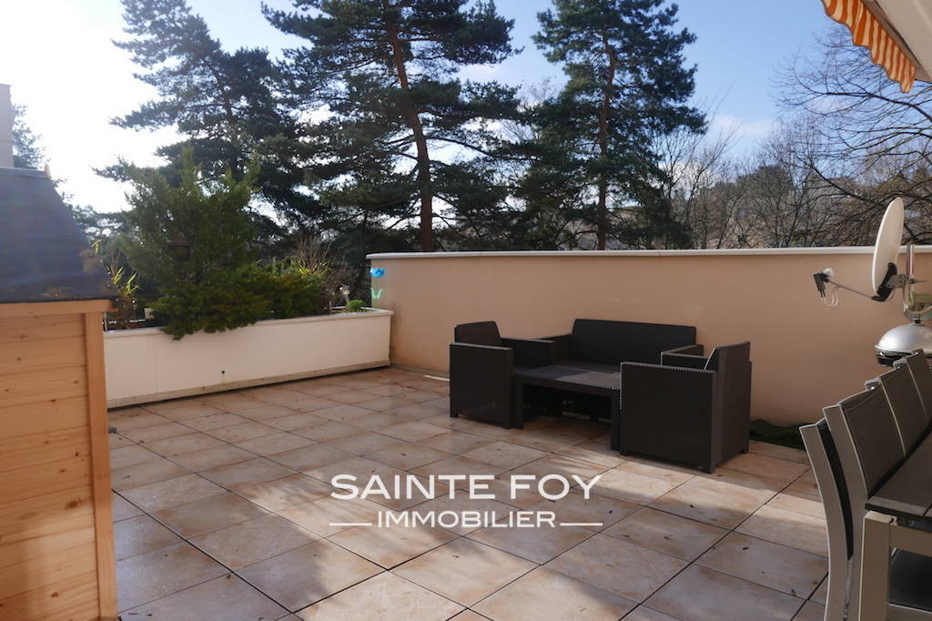 14305 image1 - Sainte Foy Immobilier - Ce sont des agences immobilières dans l'Ouest Lyonnais spécialisées dans la location de maison ou d'appartement et la vente de propriété de prestige.