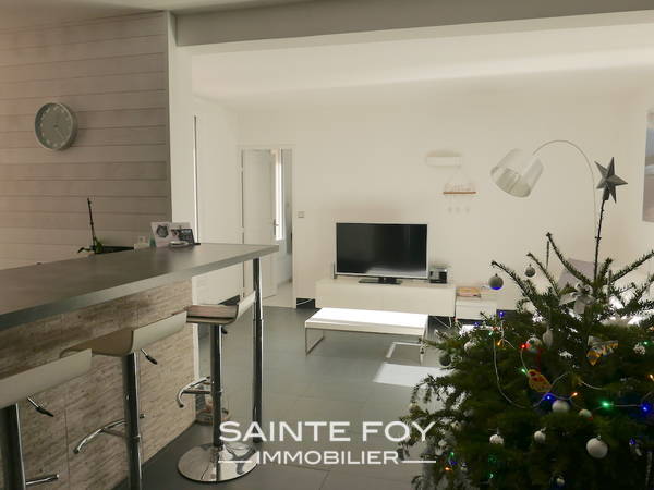 14305 image2 - Sainte Foy Immobilier - Ce sont des agences immobilières dans l'Ouest Lyonnais spécialisées dans la location de maison ou d'appartement et la vente de propriété de prestige.