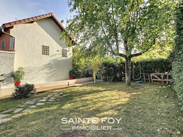 2019765 image9 - Sainte Foy Immobilier - Ce sont des agences immobilières dans l'Ouest Lyonnais spécialisées dans la location de maison ou d'appartement et la vente de propriété de prestige.