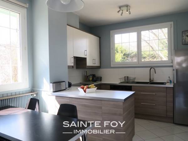 17408 image4 - Sainte Foy Immobilier - Ce sont des agences immobilières dans l'Ouest Lyonnais spécialisées dans la location de maison ou d'appartement et la vente de propriété de prestige.
