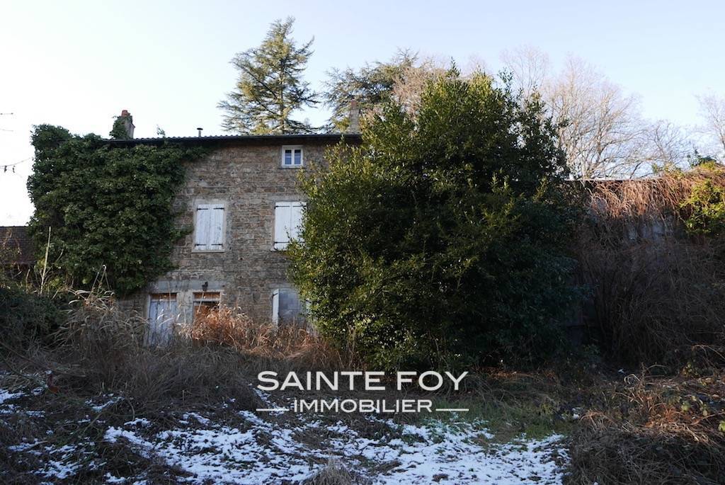 17450 image1 - Sainte Foy Immobilier - Ce sont des agences immobilières dans l'Ouest Lyonnais spécialisées dans la location de maison ou d'appartement et la vente de propriété de prestige.