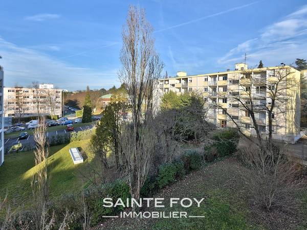 14230 image10 - Sainte Foy Immobilier - Ce sont des agences immobilières dans l'Ouest Lyonnais spécialisées dans la location de maison ou d'appartement et la vente de propriété de prestige.