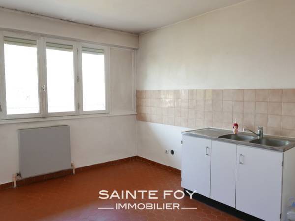 17168 image5 - Sainte Foy Immobilier - Ce sont des agences immobilières dans l'Ouest Lyonnais spécialisées dans la location de maison ou d'appartement et la vente de propriété de prestige.