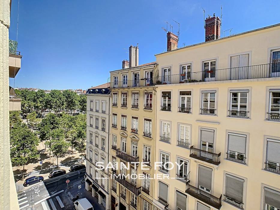 117699000000 image1 - Sainte Foy Immobilier - Ce sont des agences immobilières dans l'Ouest Lyonnais spécialisées dans la location de maison ou d'appartement et la vente de propriété de prestige.