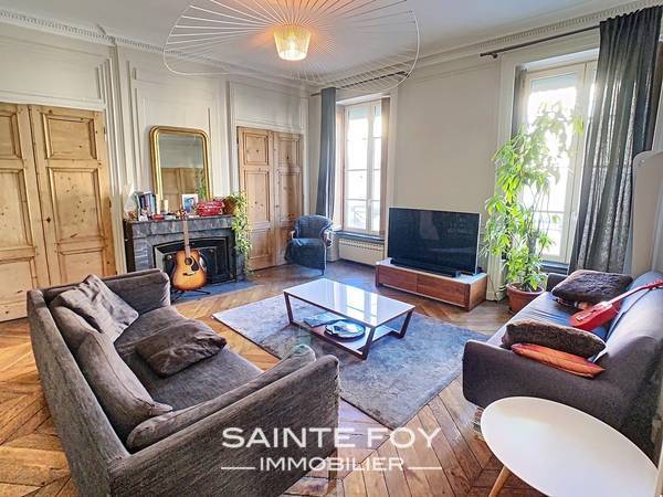 117699000000 image10 - Sainte Foy Immobilier - Ce sont des agences immobilières dans l'Ouest Lyonnais spécialisées dans la location de maison ou d'appartement et la vente de propriété de prestige.
