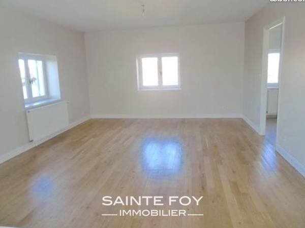 2019845 image3 - Sainte Foy Immobilier - Ce sont des agences immobilières dans l'Ouest Lyonnais spécialisées dans la location de maison ou d'appartement et la vente de propriété de prestige.