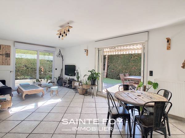 2019203 image2 - Sainte Foy Immobilier - Ce sont des agences immobilières dans l'Ouest Lyonnais spécialisées dans la location de maison ou d'appartement et la vente de propriété de prestige.