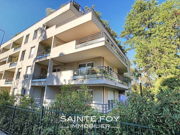 2019203 image10 - Sainte Foy Immobilier - Ce sont des agences immobilières dans l'Ouest Lyonnais spécialisées dans la location de maison ou d'appartement et la vente de propriété de prestige.