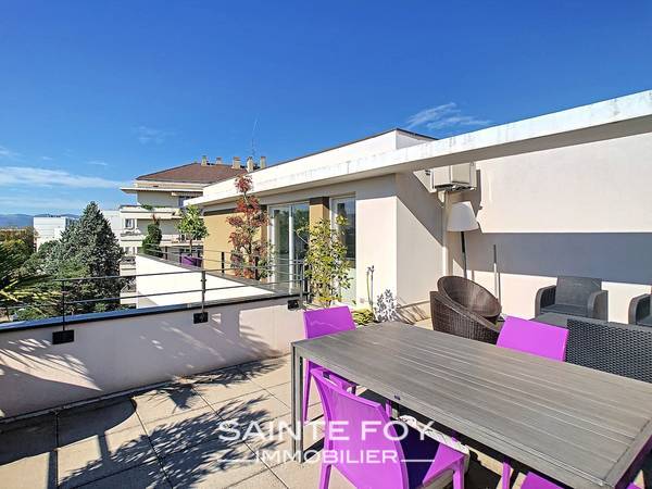 2019832 image2 - Sainte Foy Immobilier - Ce sont des agences immobilières dans l'Ouest Lyonnais spécialisées dans la location de maison ou d'appartement et la vente de propriété de prestige.