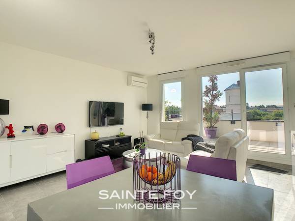 2019832 image3 - Sainte Foy Immobilier - Ce sont des agences immobilières dans l'Ouest Lyonnais spécialisées dans la location de maison ou d'appartement et la vente de propriété de prestige.